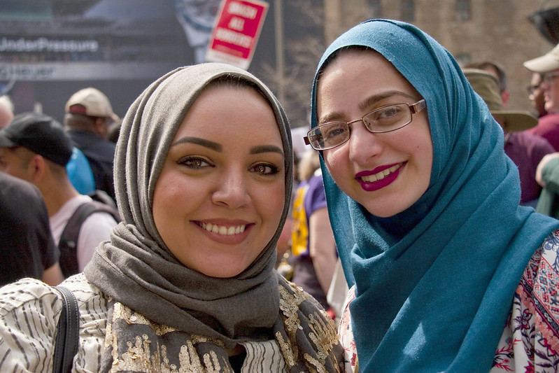 two-muslim-women-smiling